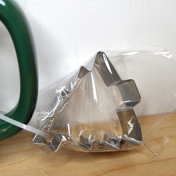 🆕️ Rae Dunn Christmas Cheer Mason Jar Style Mug with Cookie Cutter - Picture 3 of 3